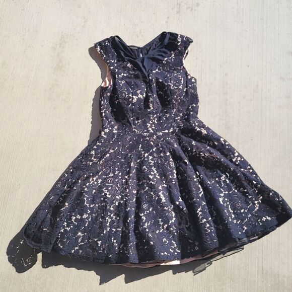 WAY- IN NORDSTROM Lace Overlay Dress - Picture 6 of 6